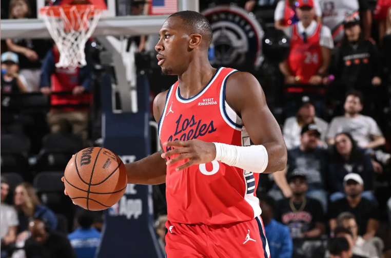 bob平台-打国王竟然直接哑火了！快船后场大闸的表现令人有些担心？