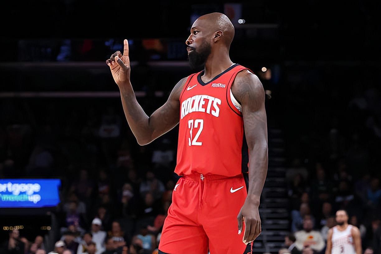 bob平台-老老实实当吉祥物就好了,火箭为什么还要让这位老将出场呢?